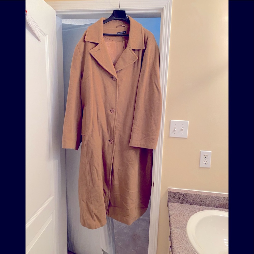 Women’s long wool winter jacket.  Size 3X
